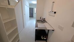 # 1 Loft (D14), Apartment #553616211